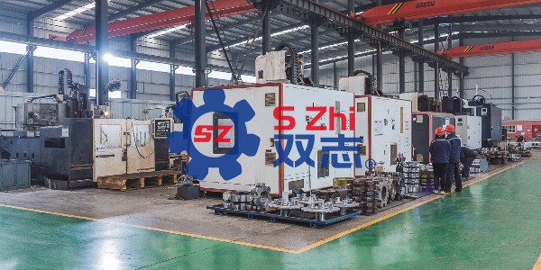 刮板輸送機(jī)撥鏈器護(hù)板、鏈輪組件、動力部維修方案